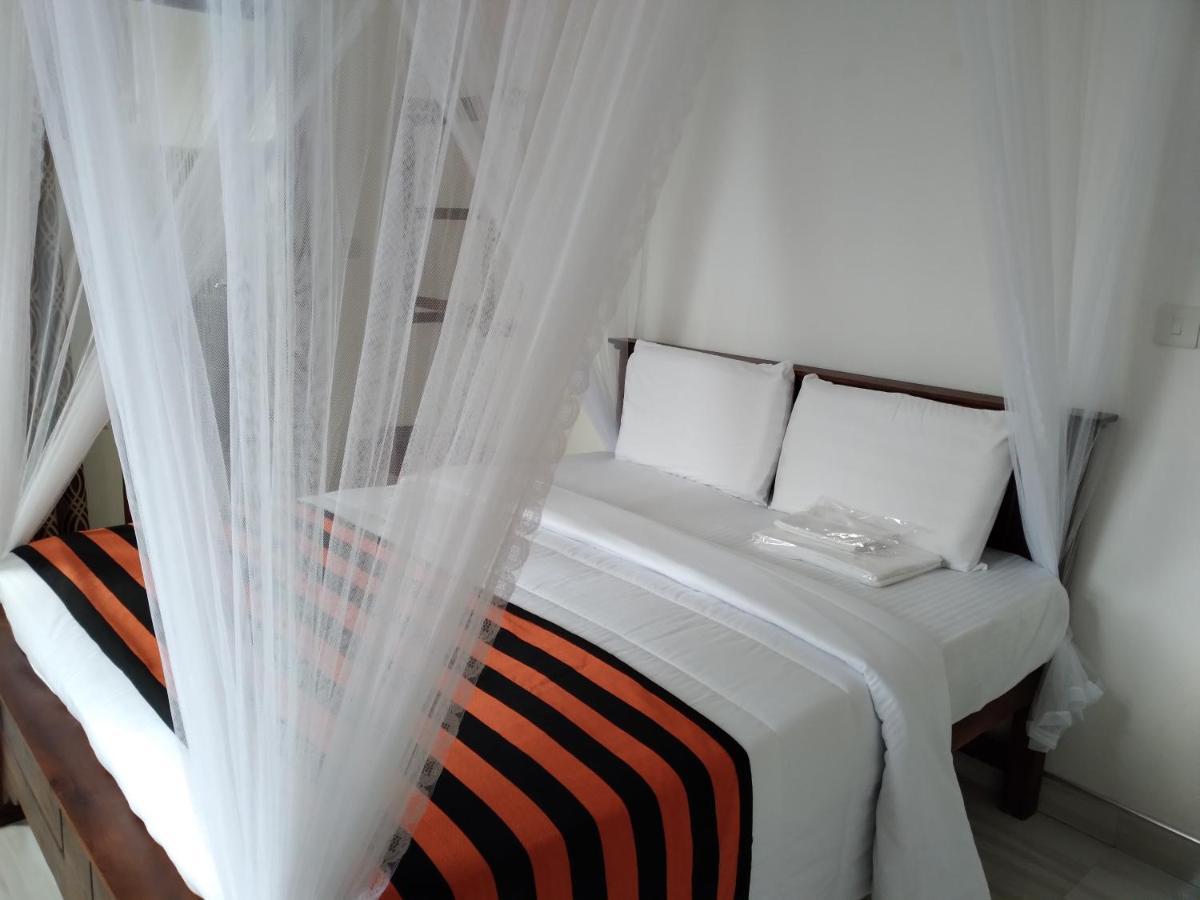Holly House Homestay Ella Extérieur photo