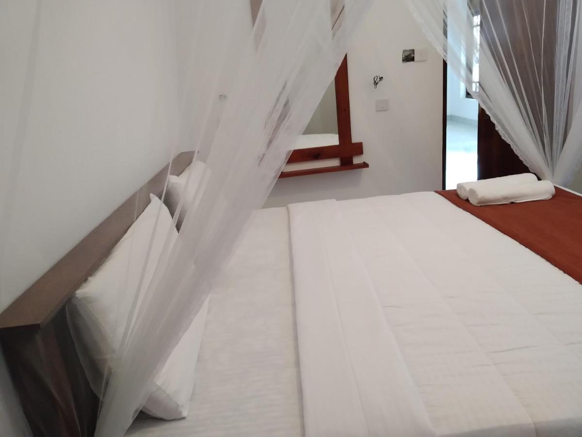 Holly House Homestay Ella Extérieur photo