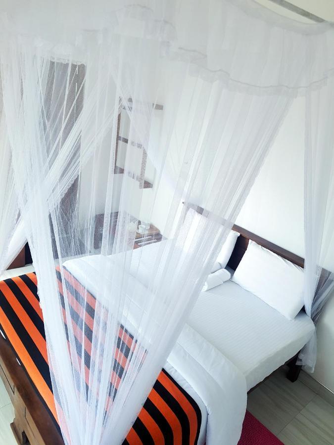 Holly House Homestay Ella Extérieur photo